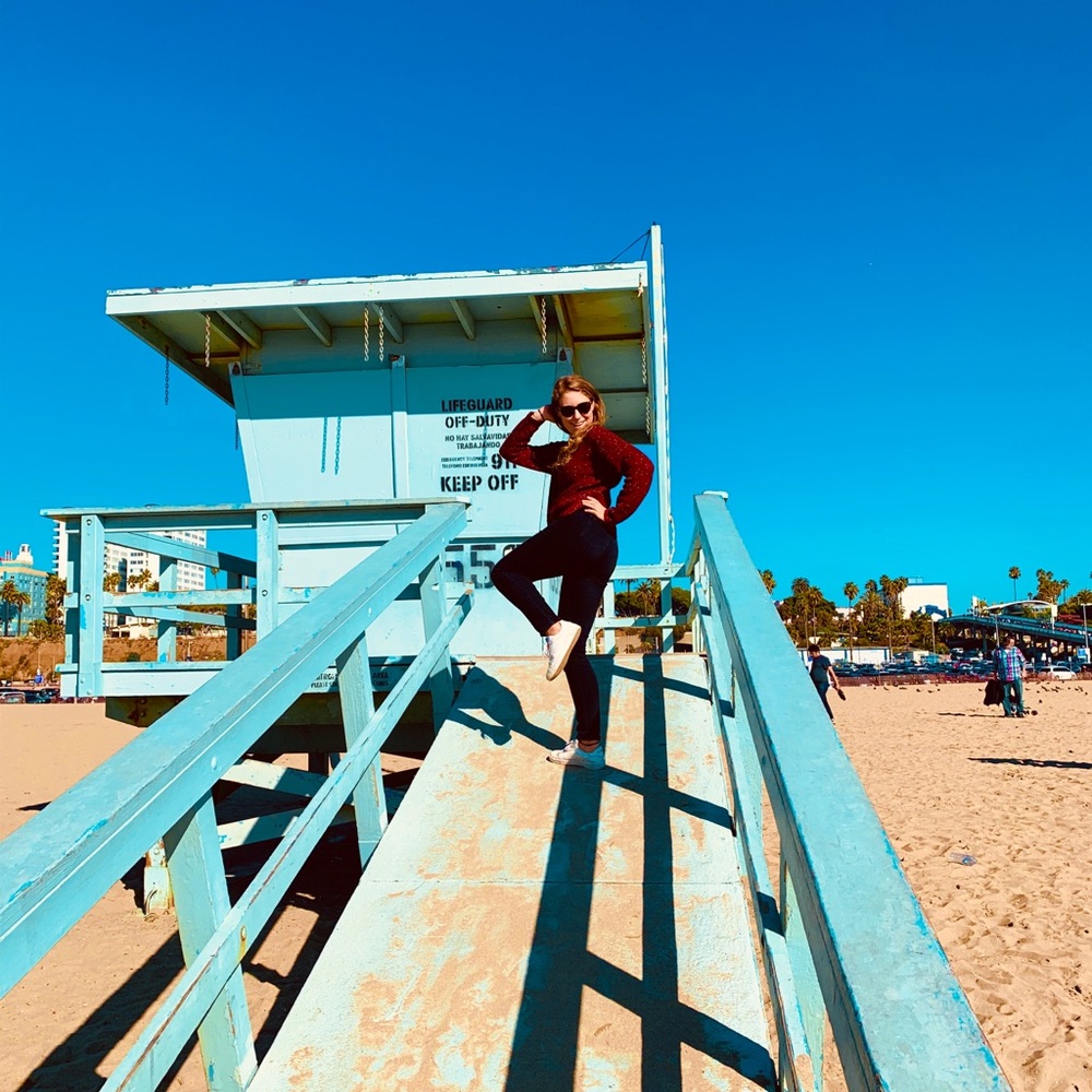 Meet your Posher, Larissa